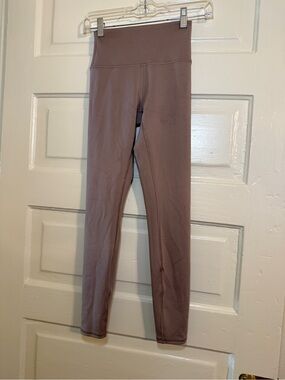 ALO Airlift Leggings in gravel
